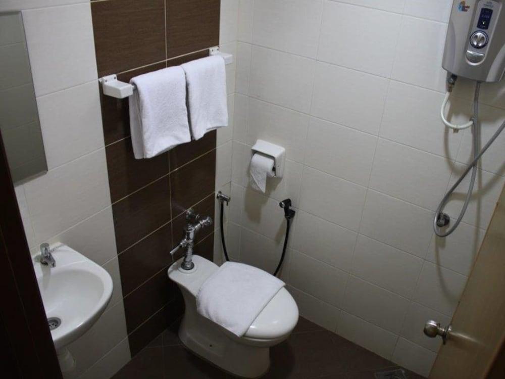 Dynasty Inn - Wakaf Che Yeh Exterior foto